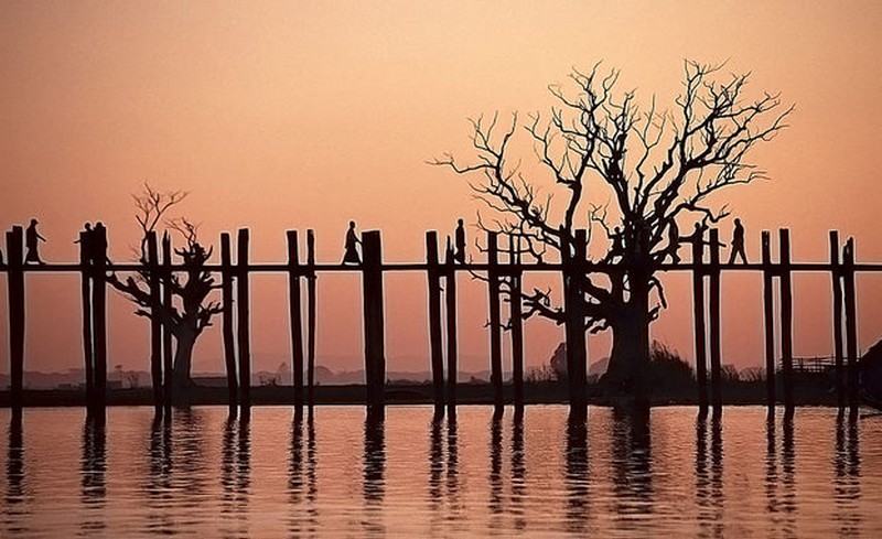     U Bein Bridge